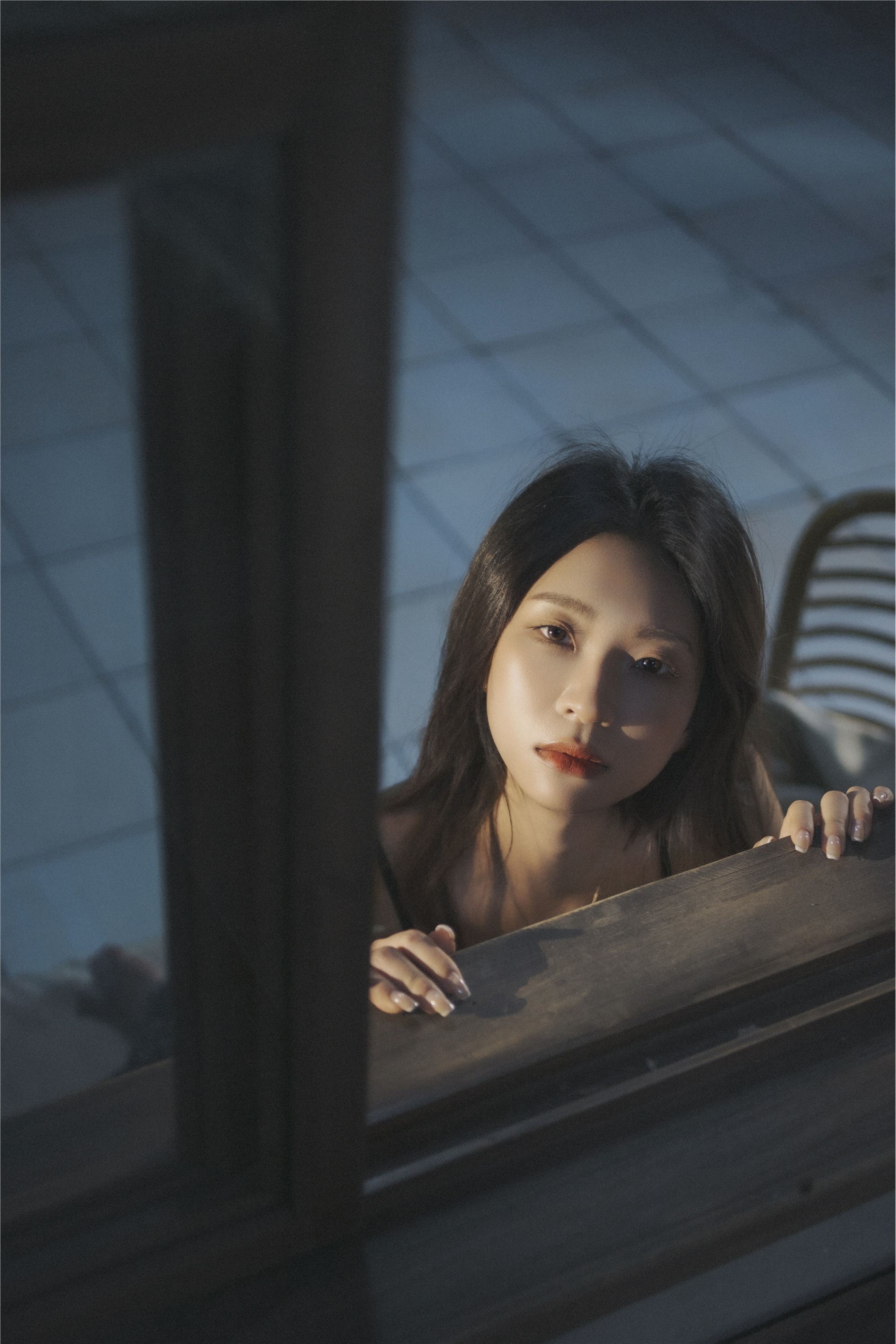 YITUYU艺图语 2025.01.18 孤独感 失眠面包蟹